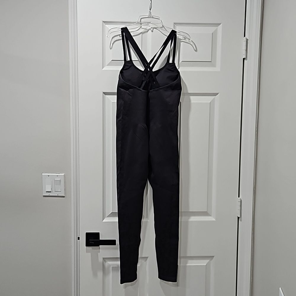 Gymshark One Piece - Picture 4 of 4